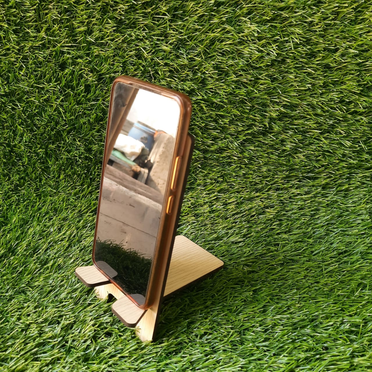 Smartphone Holder ( Text or Logo Engraved )